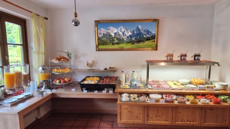 Frühstücksbuffet im Sporthotel Dachstein West